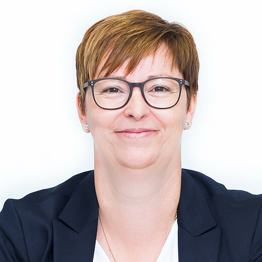 SIKO Global, Dorina Stoll